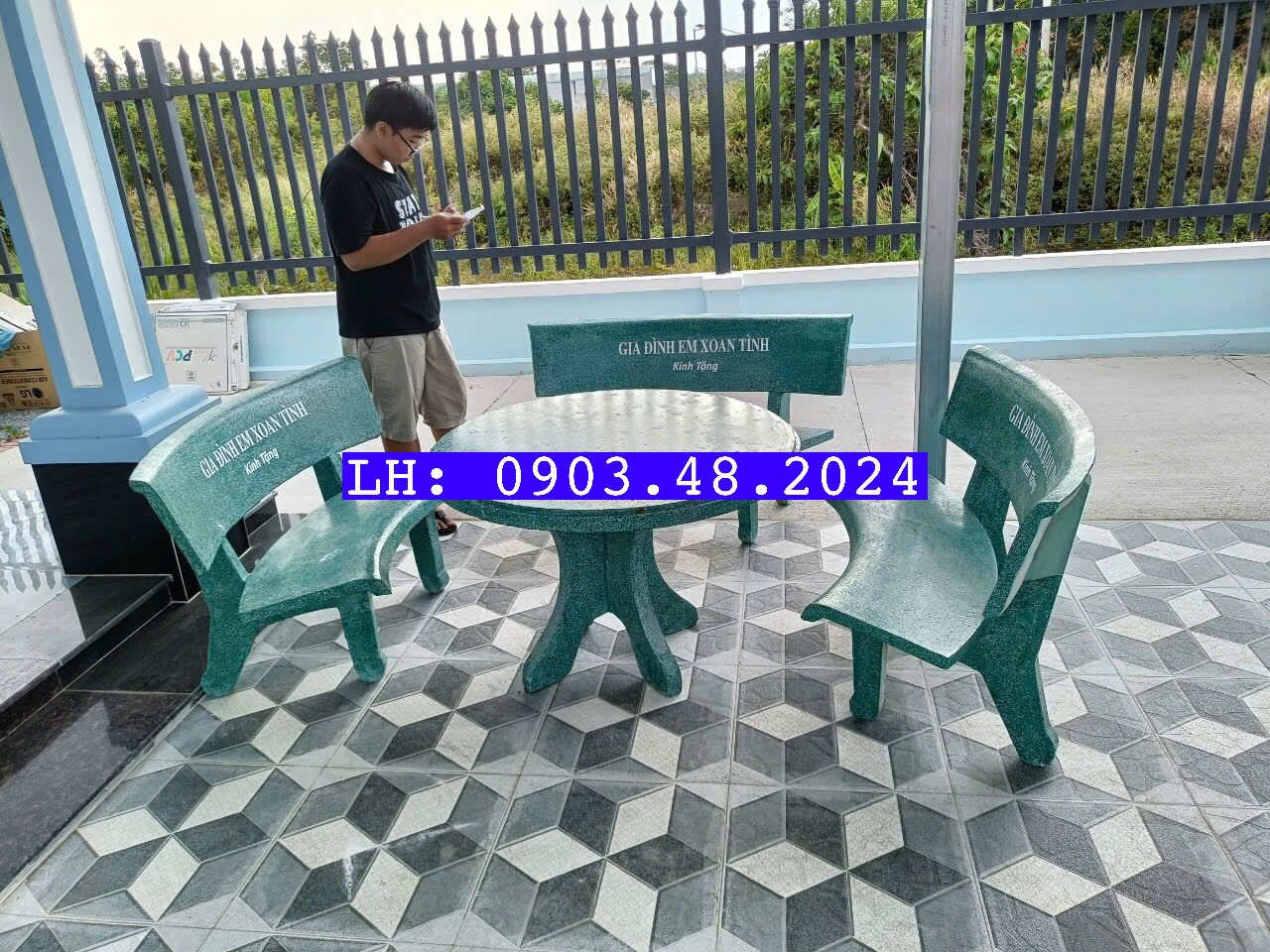 Bàn Ghế Đá Tại Hóc Môn - Đẹp, Bền, Cá Nhân Hóa Theo Yêu Cầu